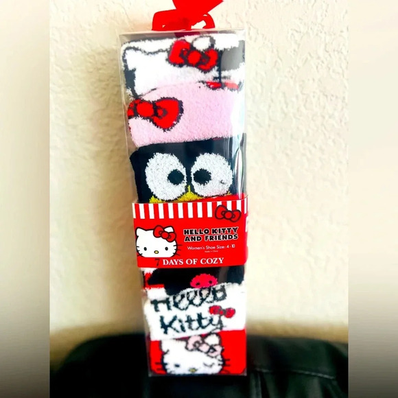 HELLO KITTY SEVEN DAYS OF COZY SOFT SET OF 7 Sanrio brand - Picture 1 of 3